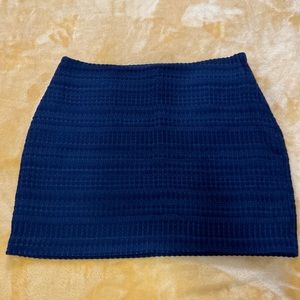 Black mini skirt 💕